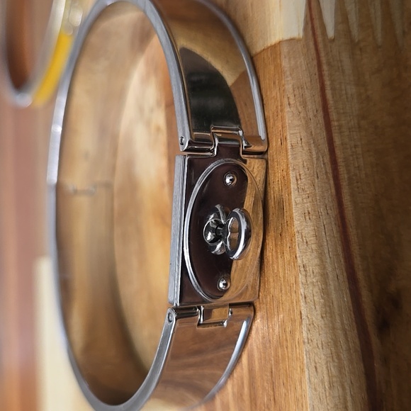 Fossil bangle bracelets - set of 3 - Picture 2 of 7